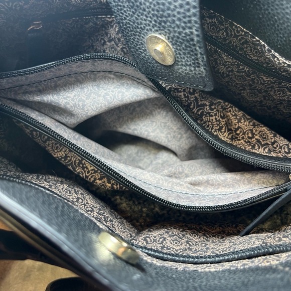 Nanette Lepore Handbag Womens Black Pebbled Leather Gold Hardware Classic Chic - Picture 15 of 16